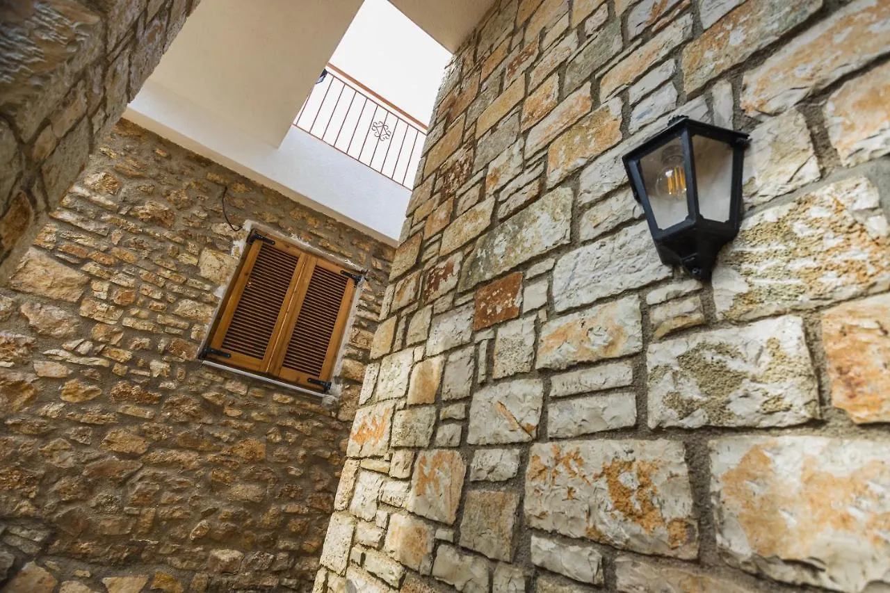 Kwatera prywatna Villa Porta Qeparo