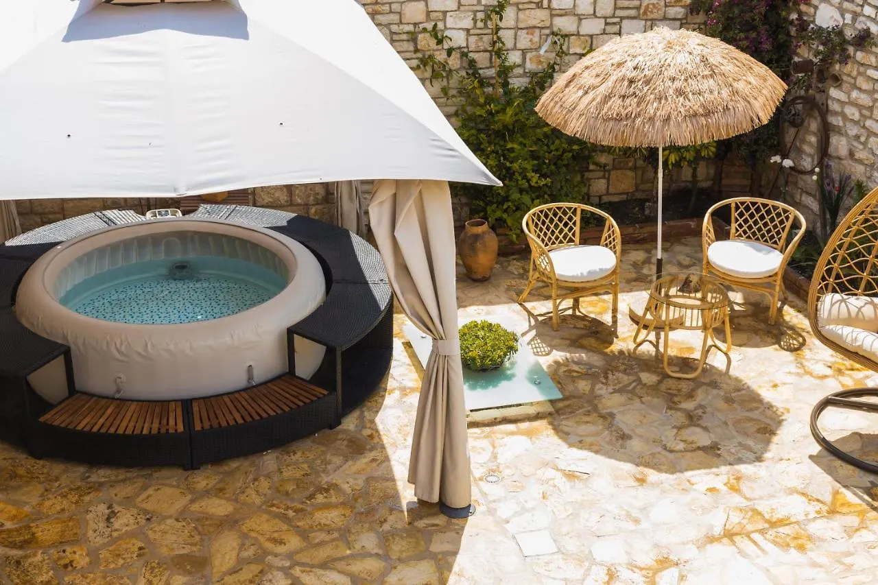 Villa Porta Qeparo Albanien