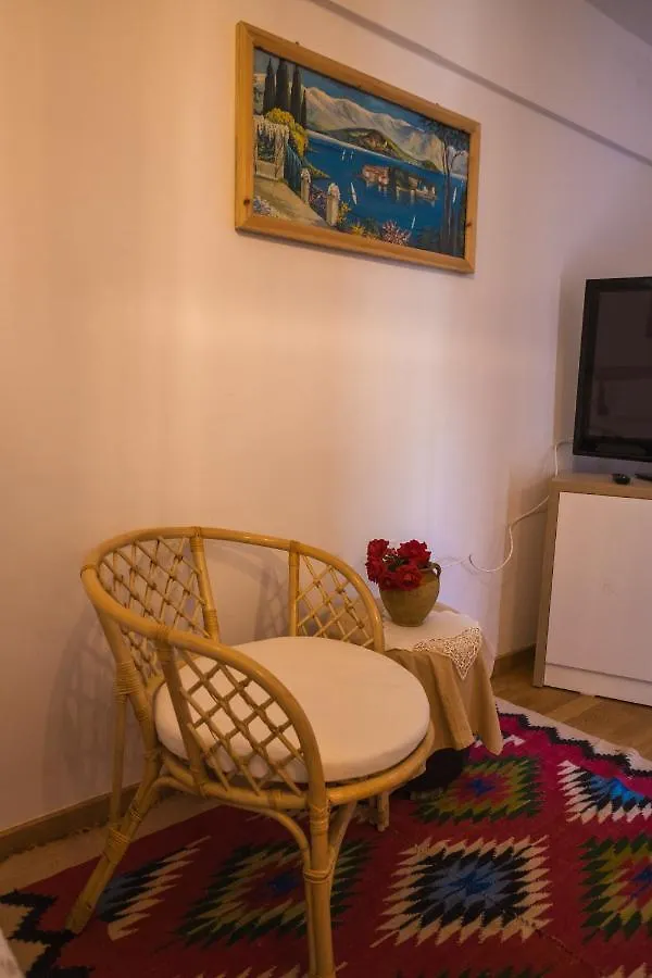 Villa Porta Qeparo Homestay