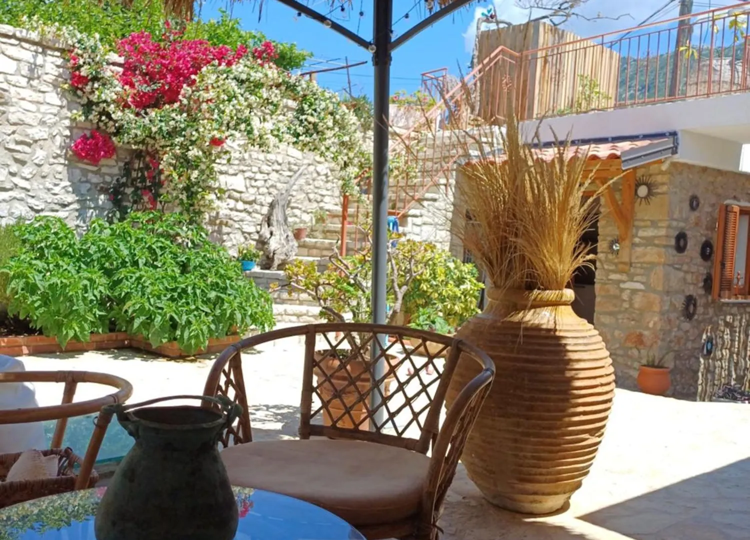 Villa Porta Qeparo